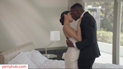 Blacked.com Sophia Leone Hardcore von ihrem Freund mit schwarzem Schwanz gefickt