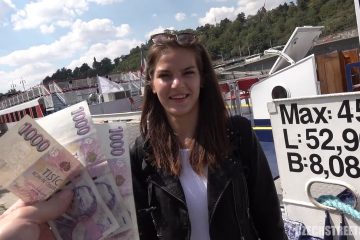 Public Agent Tschechisches Mädchen nimmt Schwanz für Geld, Daftsex POV 